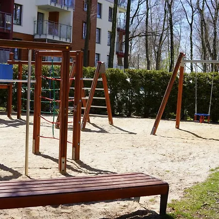 Apartment Seaside Polanki - Summer Outdoor Swimming Pool, Saunas, Two Playgrounds For Children, Gym, Individual Garage Included In The Price, Street Klonowa 17d Kolberg