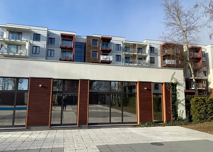 Seaside Polanki Z Garazem, Klonowa 17d 아파트 *