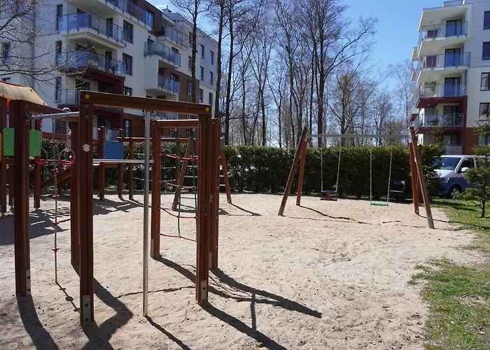 아파트 Seaside Polanki Z Garazem, Klonowa 17d 코워브제크