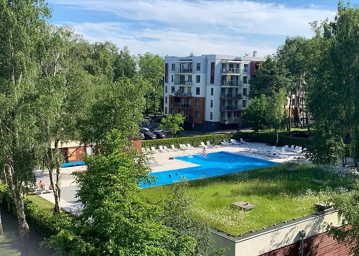 Seaside Polanki Z Garazem, Klonowa 17d 아파트 코워브제크