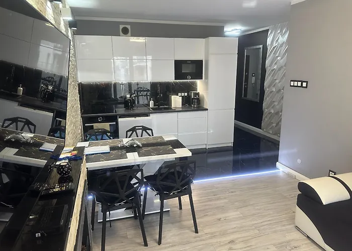 Seaside Polanki Z Garazem, Klonowa 17d 코워브제크